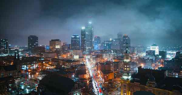 什么是制作ppt_什么是政治偏差