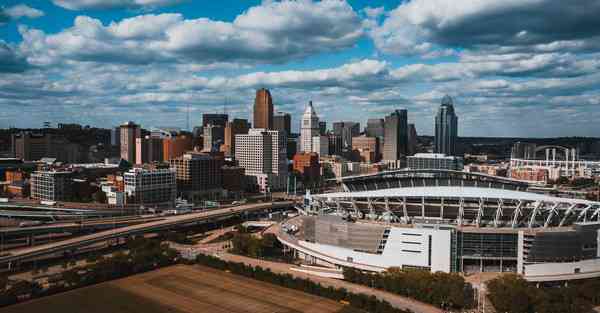 成立宣传片制作公司