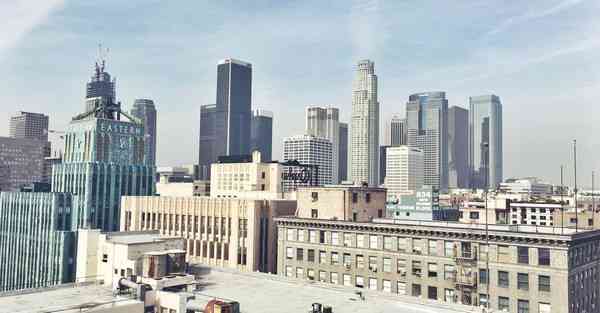 宣传片开场怎么制作